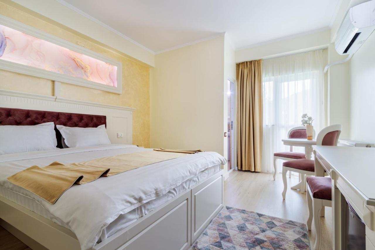 Hotel Central - Băile Olăneşti エクステリア 写真