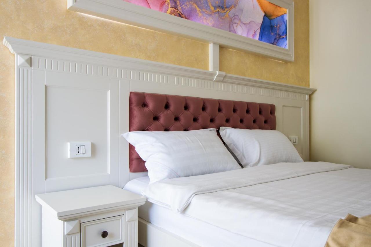 Hotel Central - Băile Olăneşti エクステリア 写真