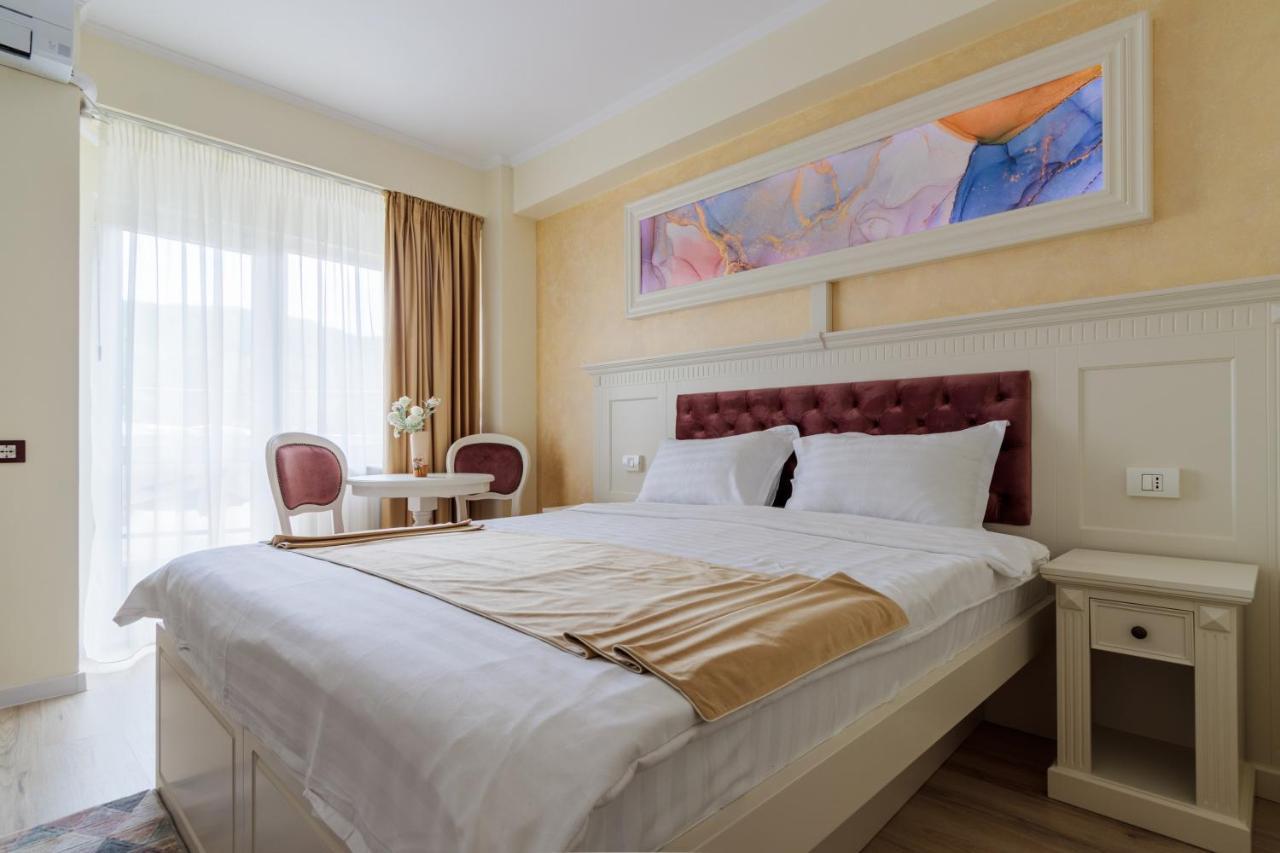 Hotel Central - Băile Olăneşti エクステリア 写真